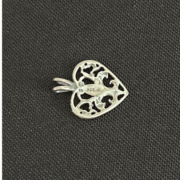 Sterling Silver 925 Fleur-de-Lis Heart Pendant Filigree Openwork Jewelry - Picture 2 of 4